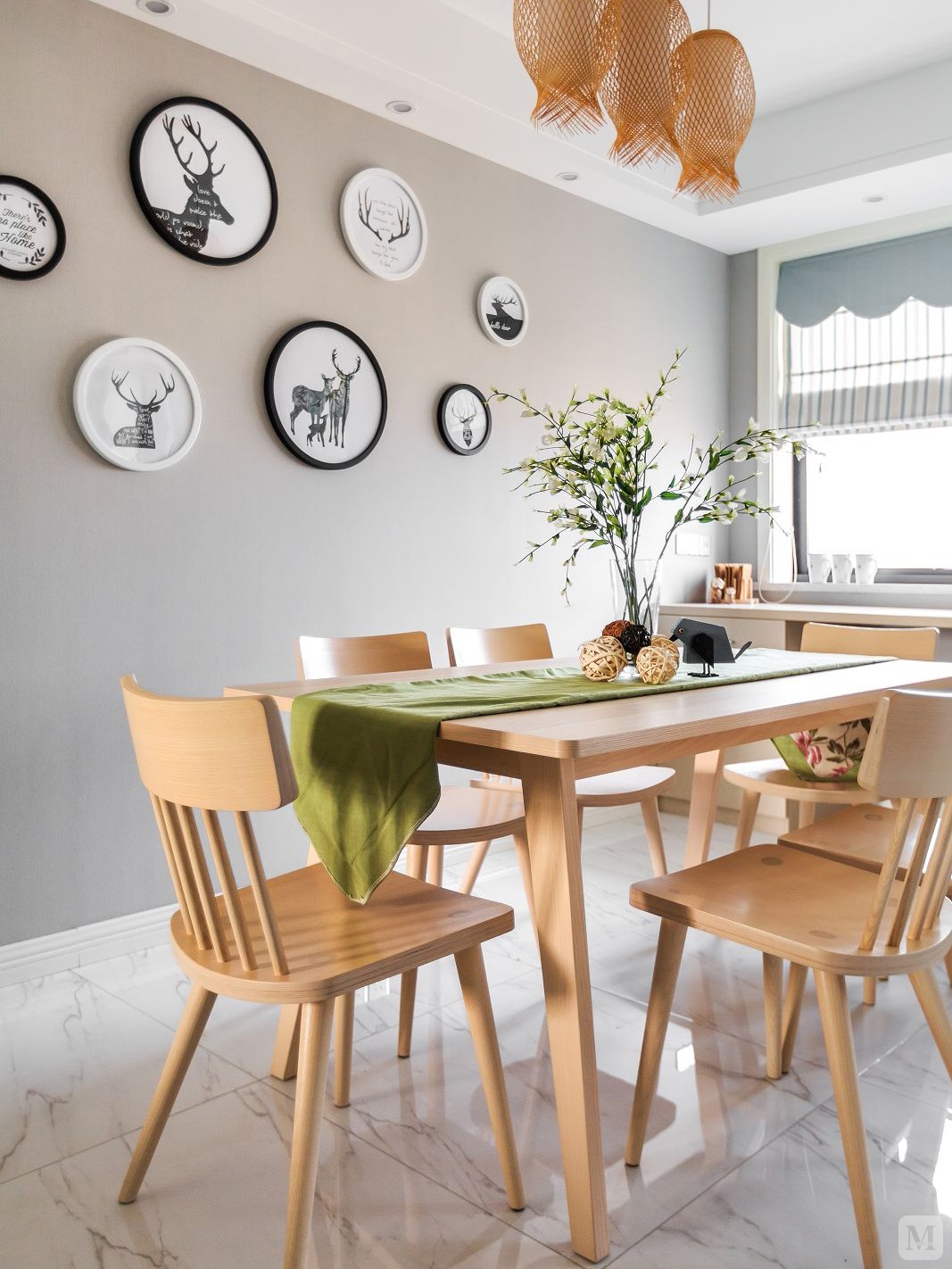 简欧餐厅背景墙装修效果图