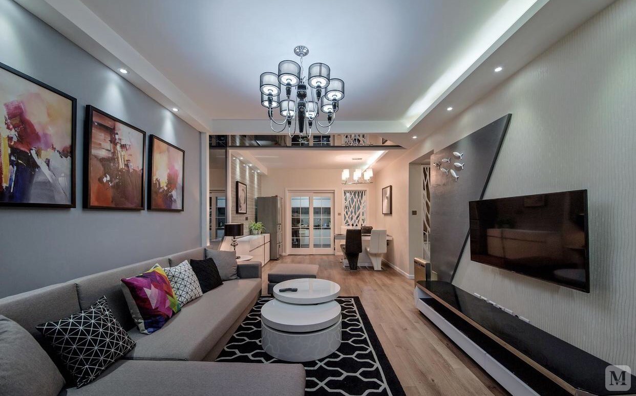 整个客厅更有层次与多样性的灰镜