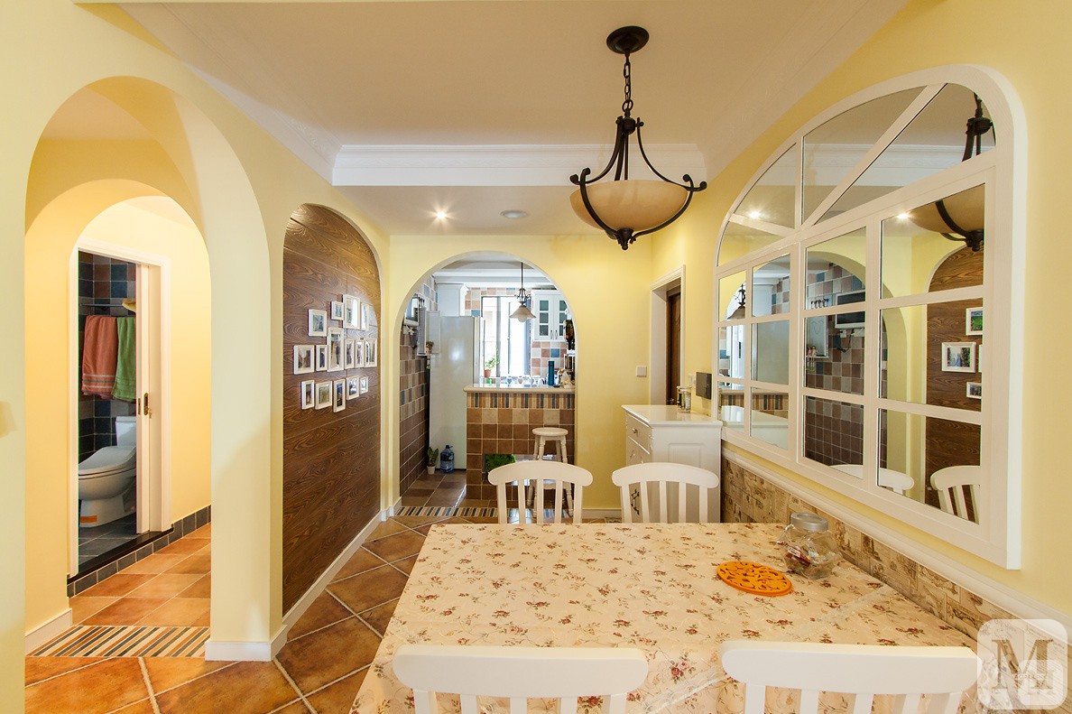 田园餐厅餐桌装修效果图