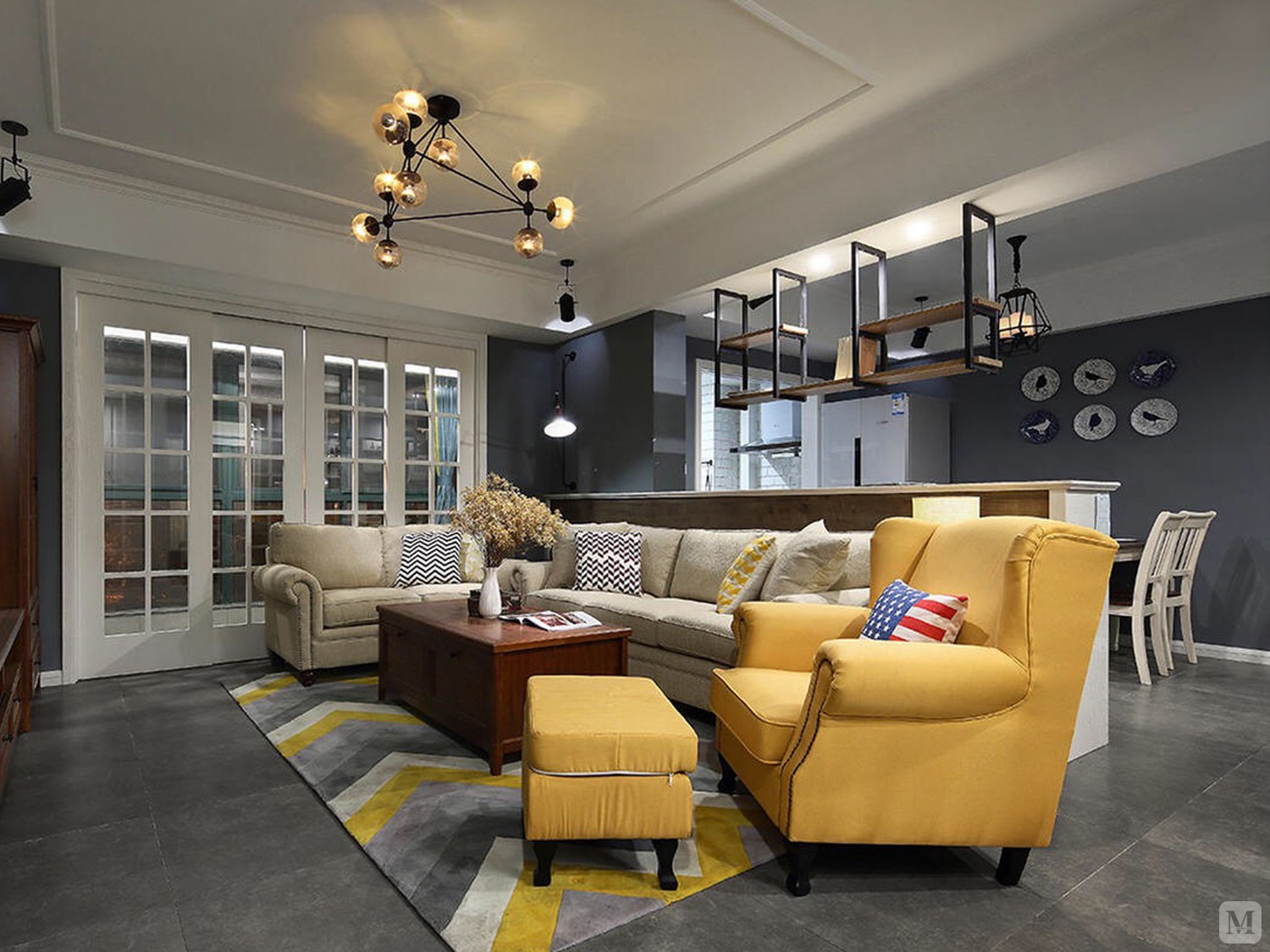 风格定位美式工业混搭 美式的暖色家具搭配工业的灰蓝基调一冷一暖相