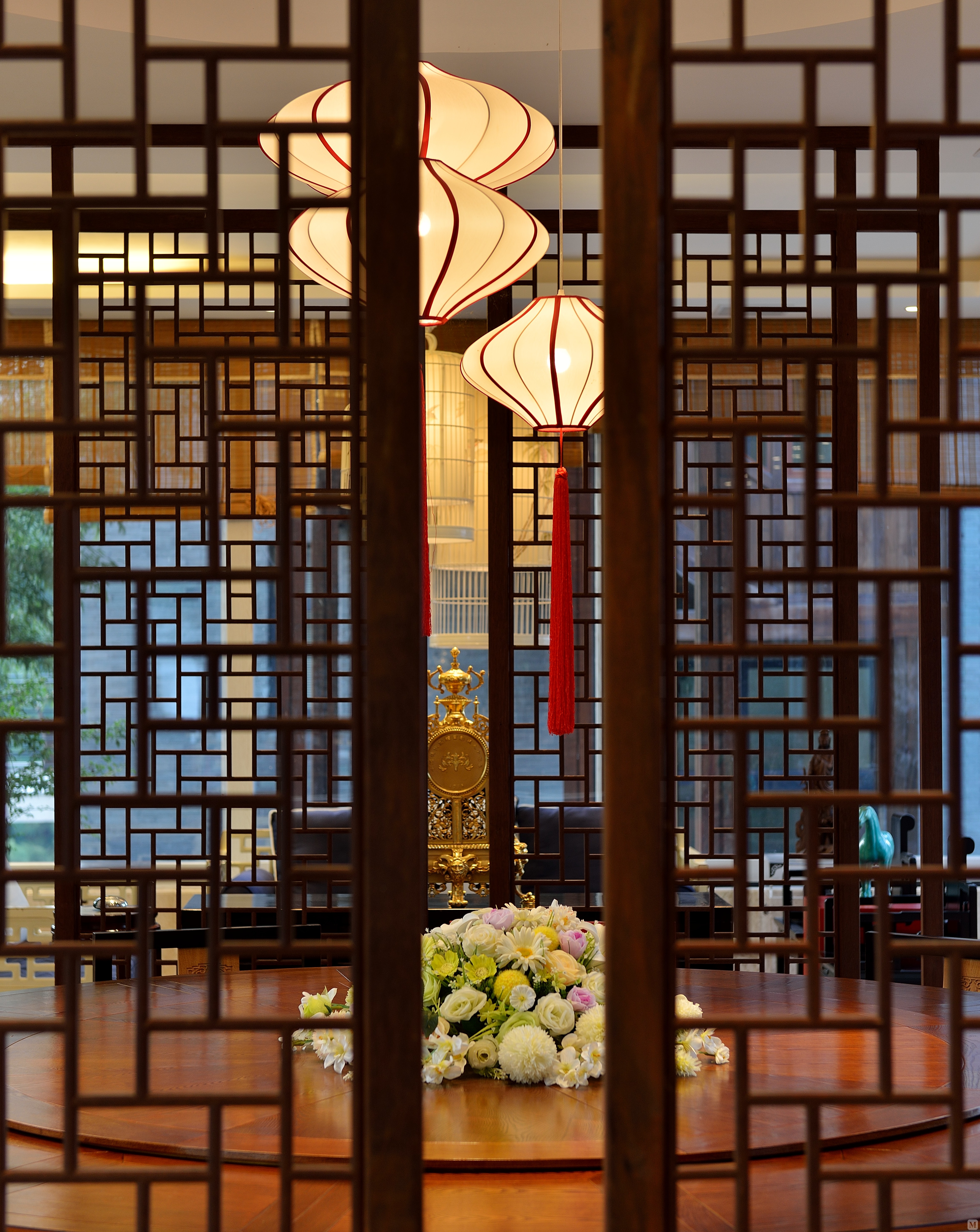 在室内设计中,采用中式设计时融入现代元素,称为新中式风格,使用新