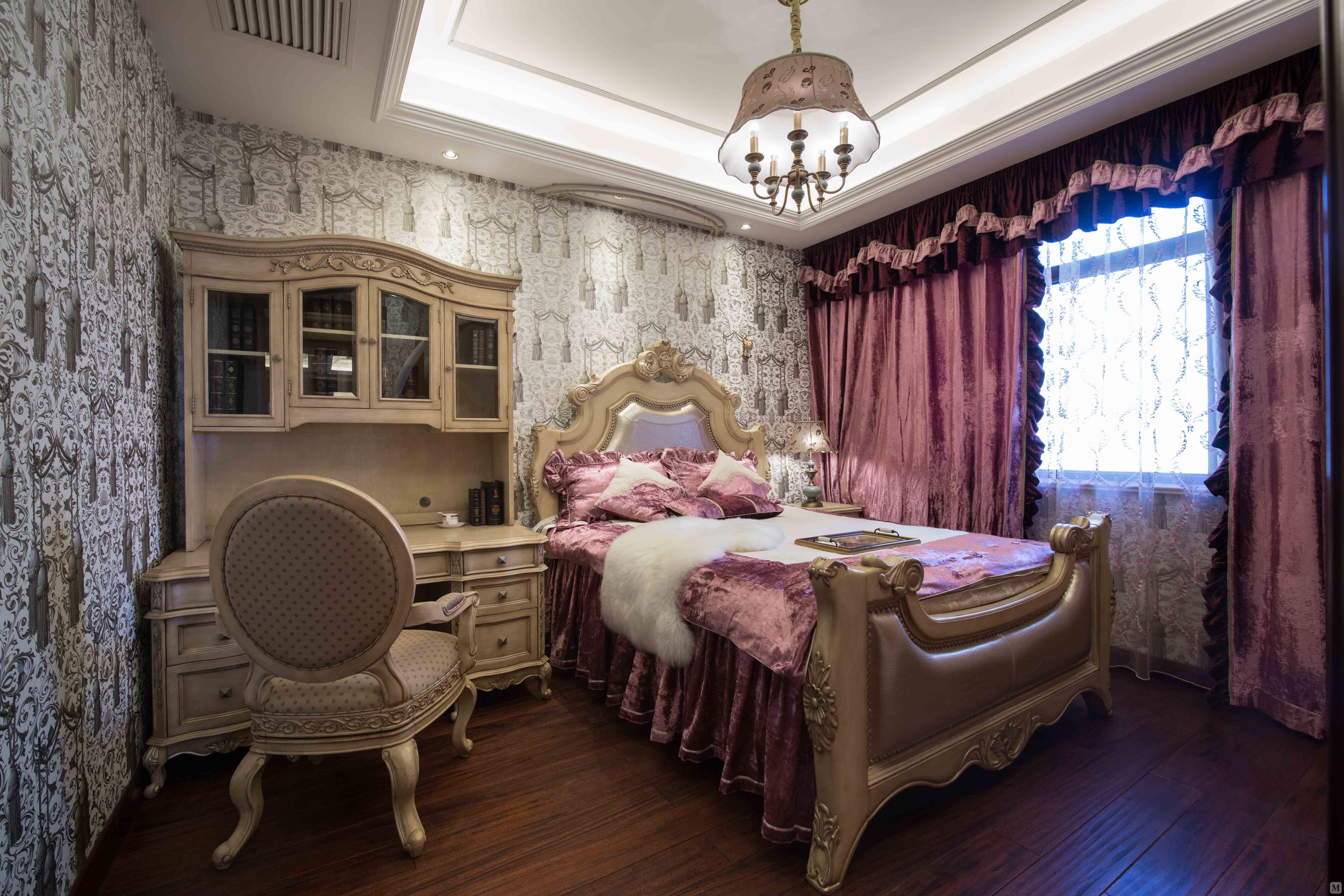 简欧卧室窗帘装修效果图