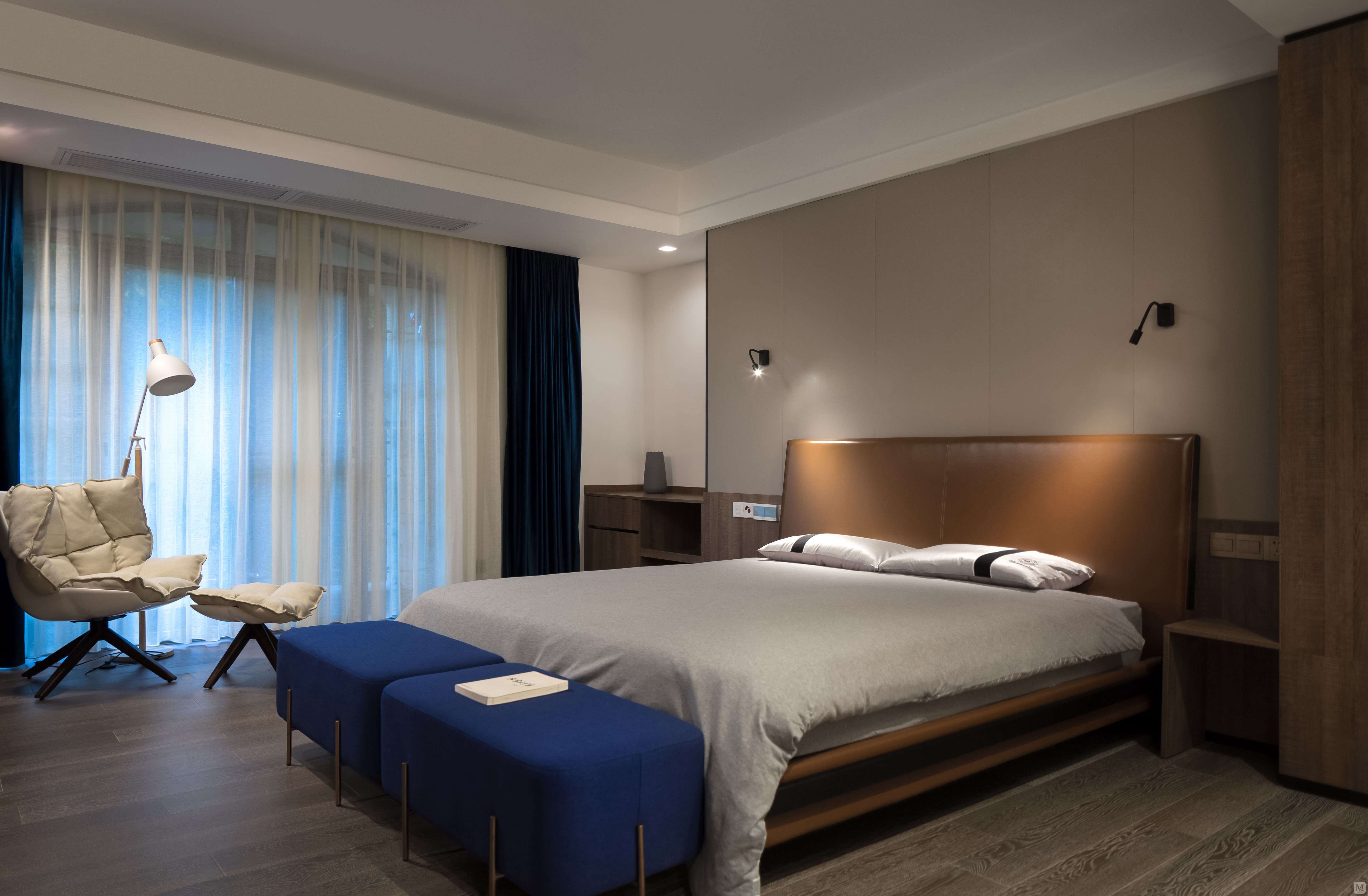 东南亚卧室吊顶装修效果图